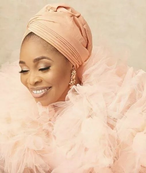 Tope Alabi – Aye Le